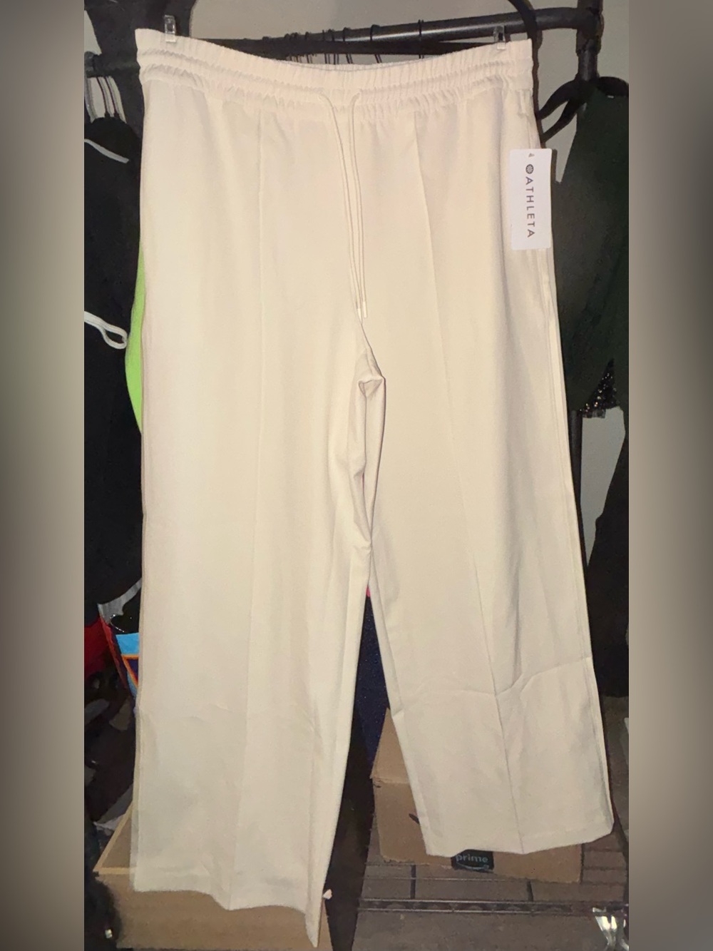 Athleta Endeavor Women’s L Beige Relaxed Pull-On Pants Breathable Quick Dry NWT